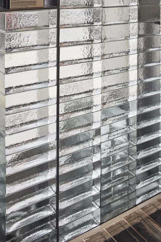 最新水晶，一段愛與陪伴的溫馨旅程
