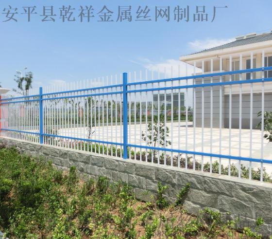 鋅鋼護(hù)欄價(jià)格及小巷深處的獨(dú)特魅力