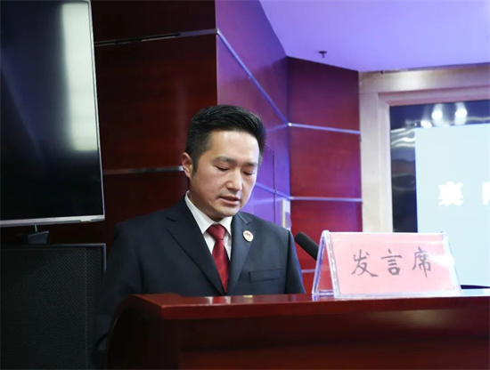 康縣何明遠(yuǎn)的最新新聞