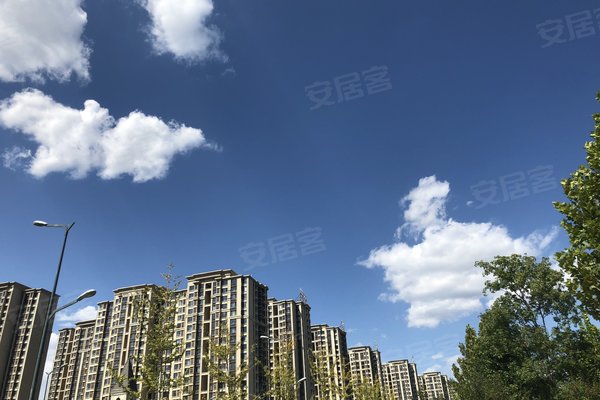 翡翠濱江涿州最新房?jī)r(jià)，時(shí)代印記與城市的脈動(dòng)